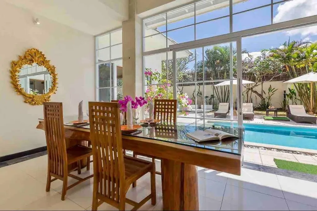 Spacious 2Bdr Seminyak Walking Eat&Shop Street Seminyak (Bali)